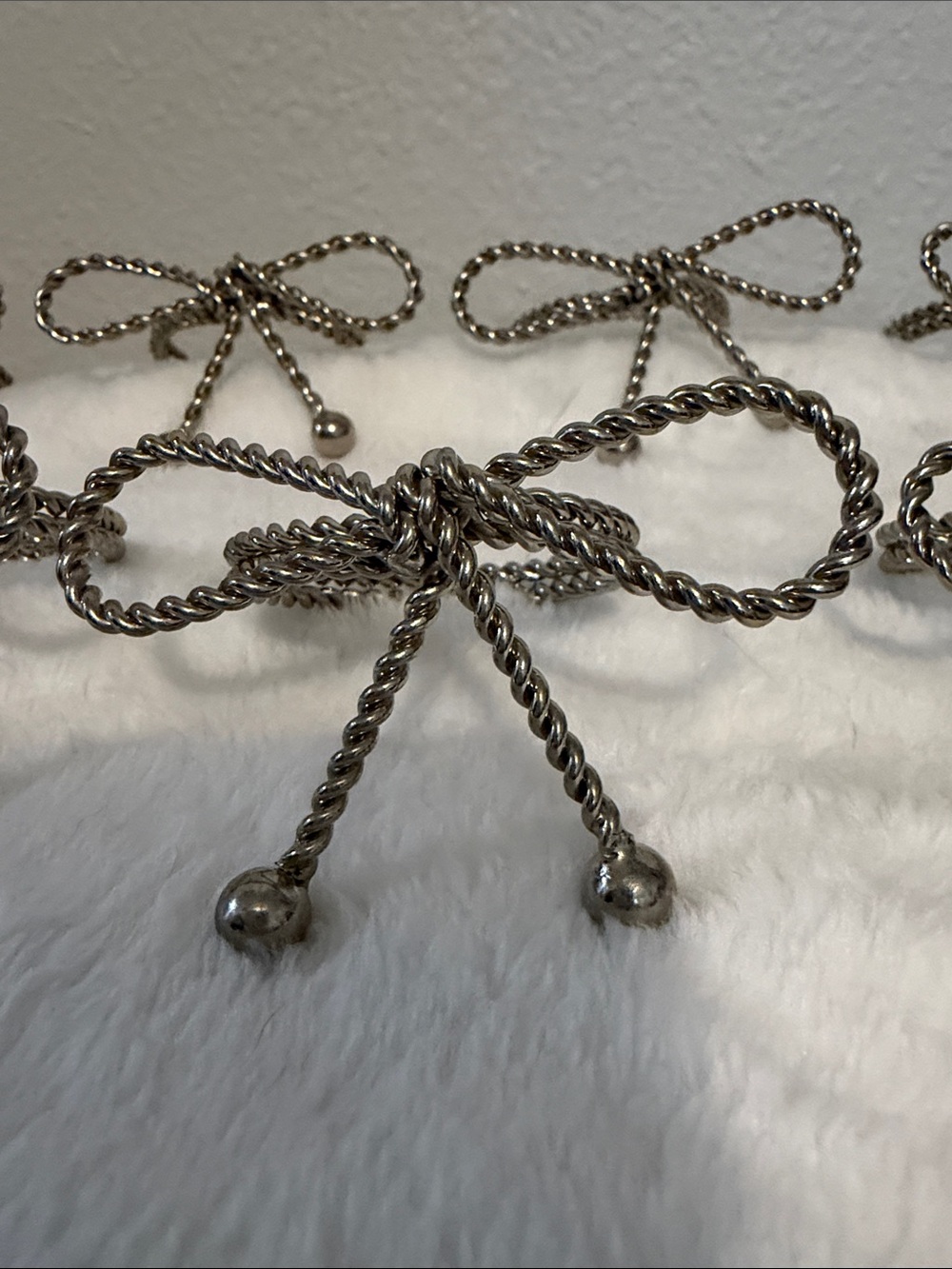 Twisted Rope Bow Metal napkin rings